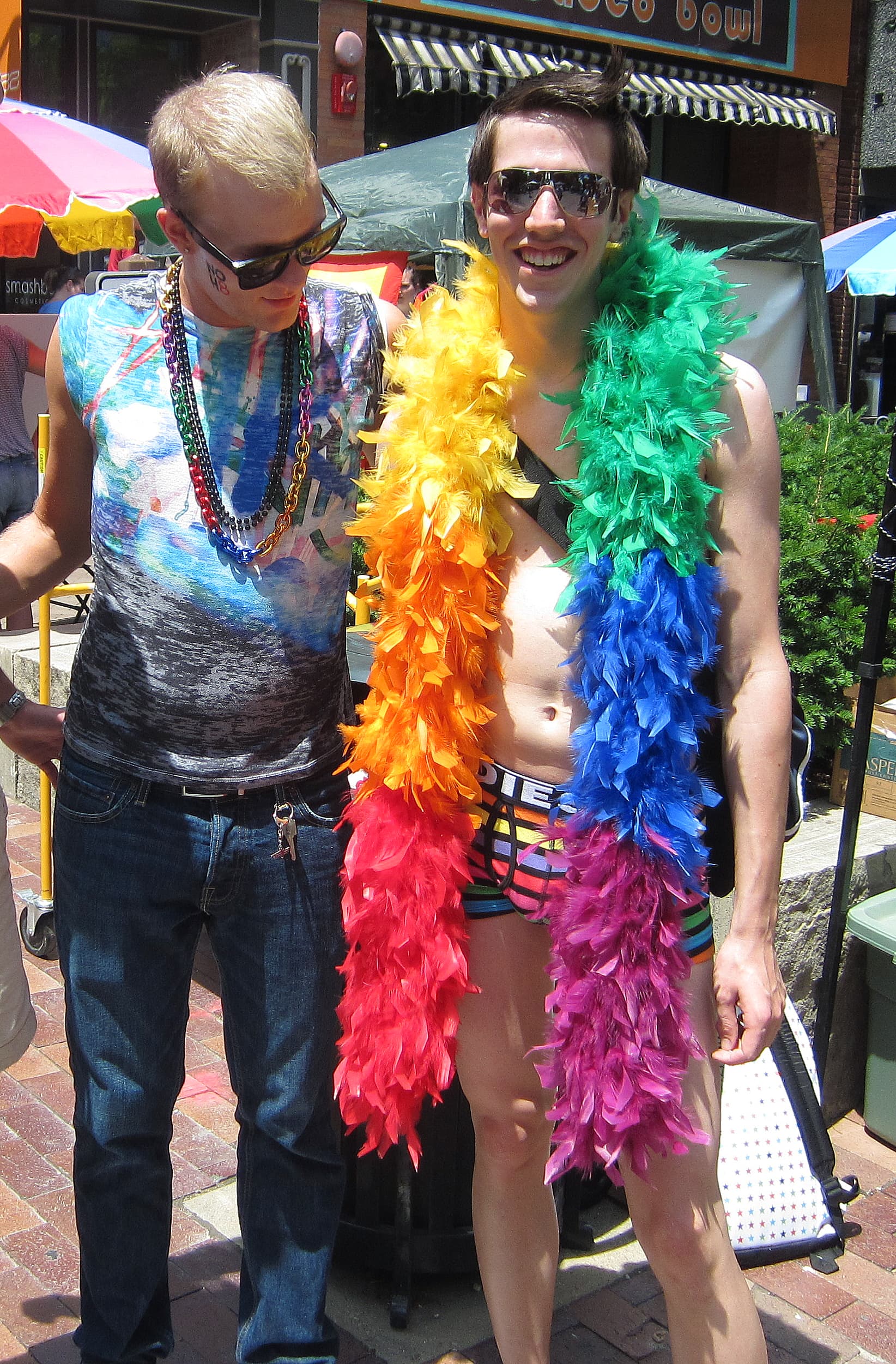 Iowa City Hosts Bold Queer Beauty Workshop With Local Trans Artists