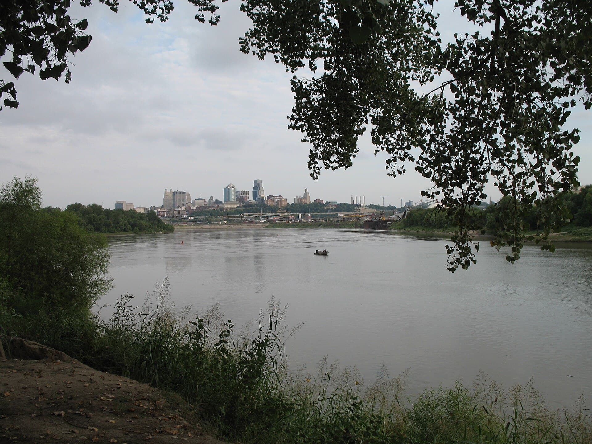 Kansas City Enhances Lgbtq Health Access For Latin American Visitors