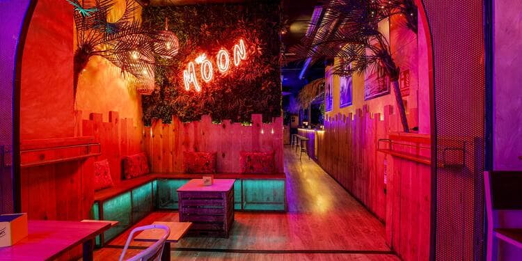 The Moon Barcelona - Bars & Nightlife in Barcelona