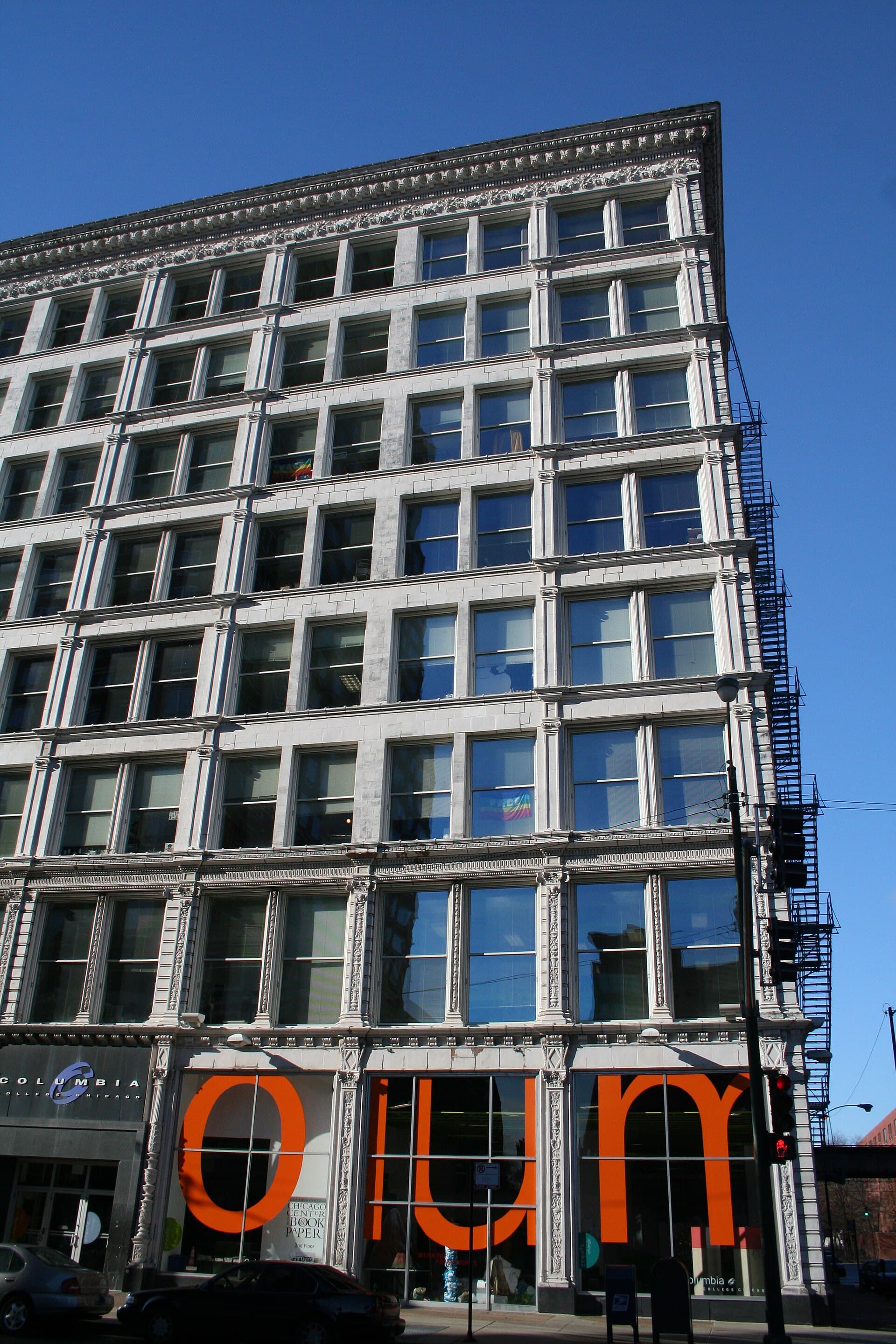 Arts of the Americas - Museums & Galleries in Chicago
