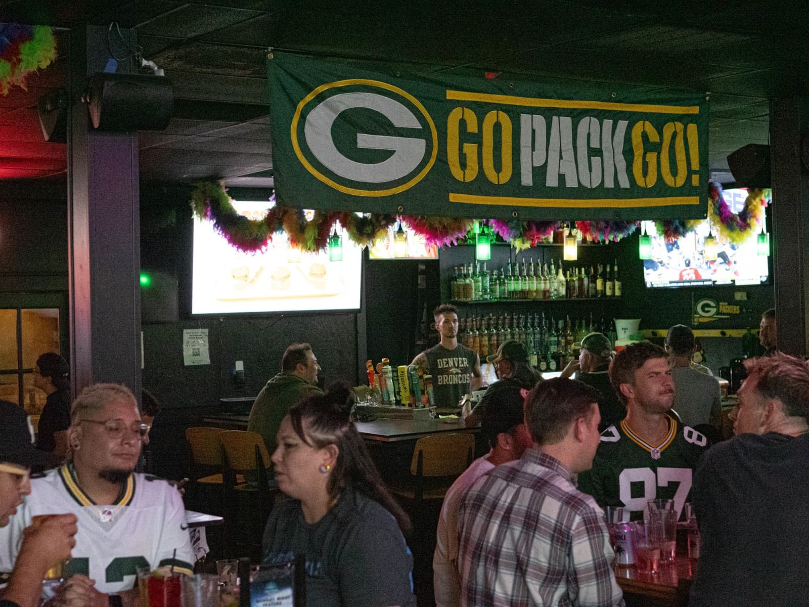 Tight End Bar photo 4