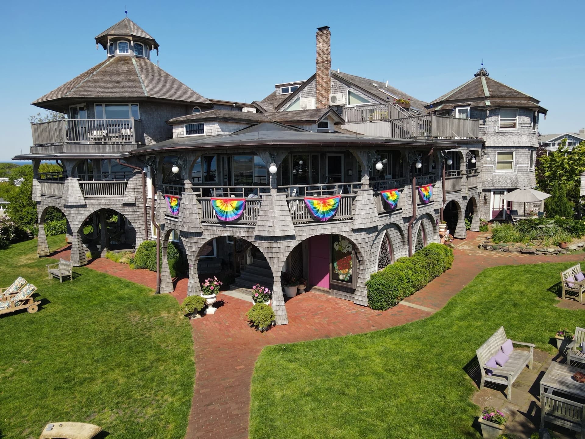 Land's End Inn photo 4