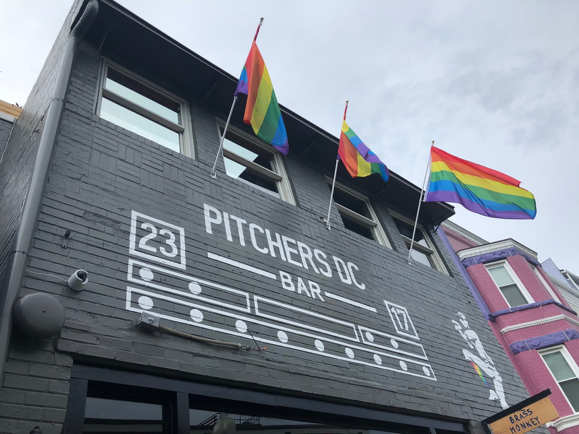 Pitchers Cafe photo 2